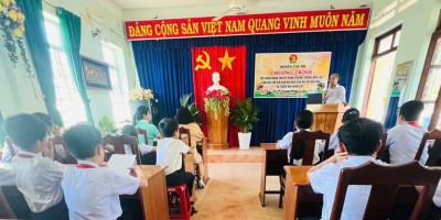 Quang cảnh tập huấn.
