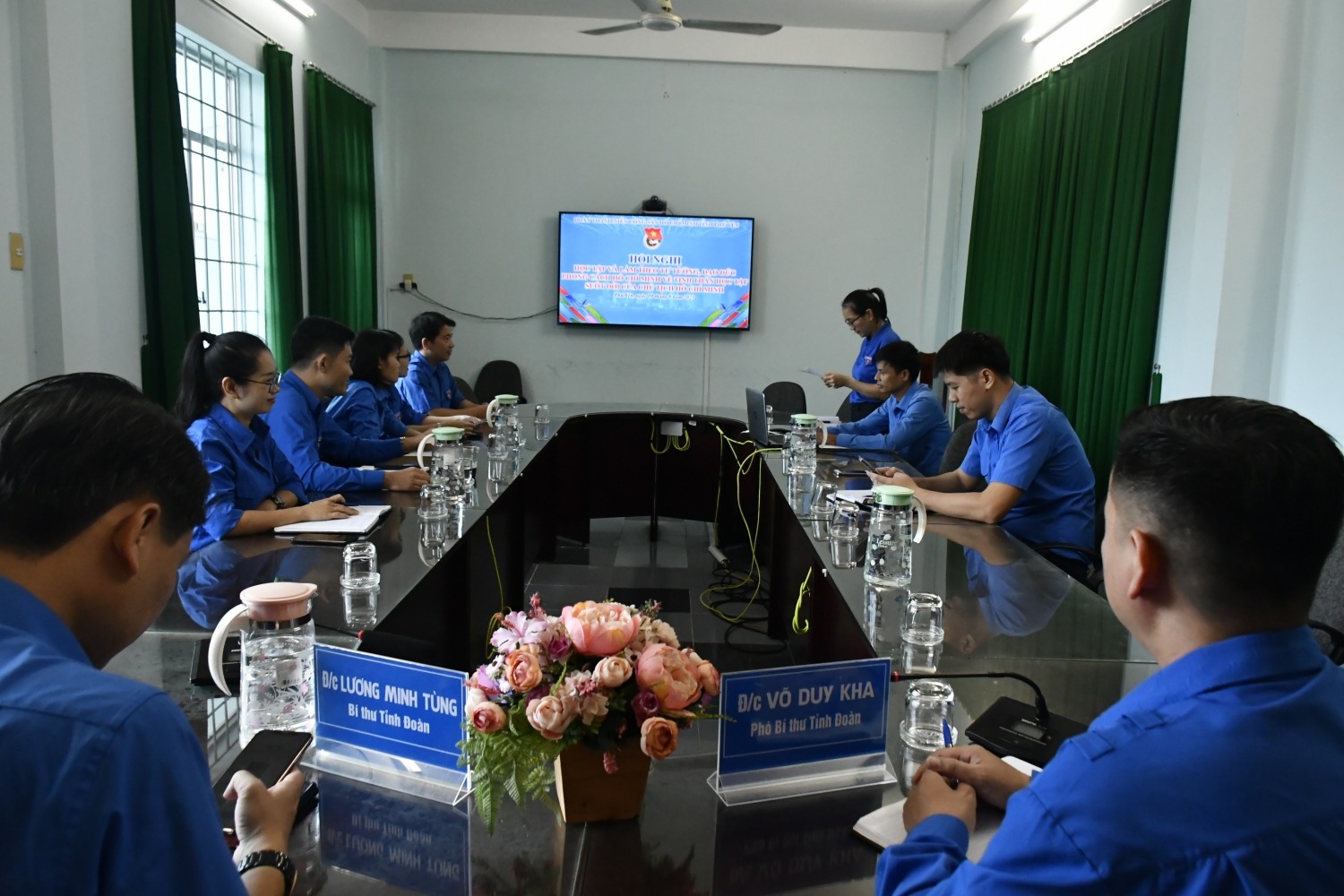 Quang cảnh hội nghị.